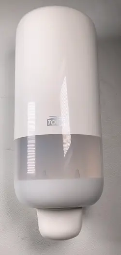 204096_ZASOBNIK NA PENU